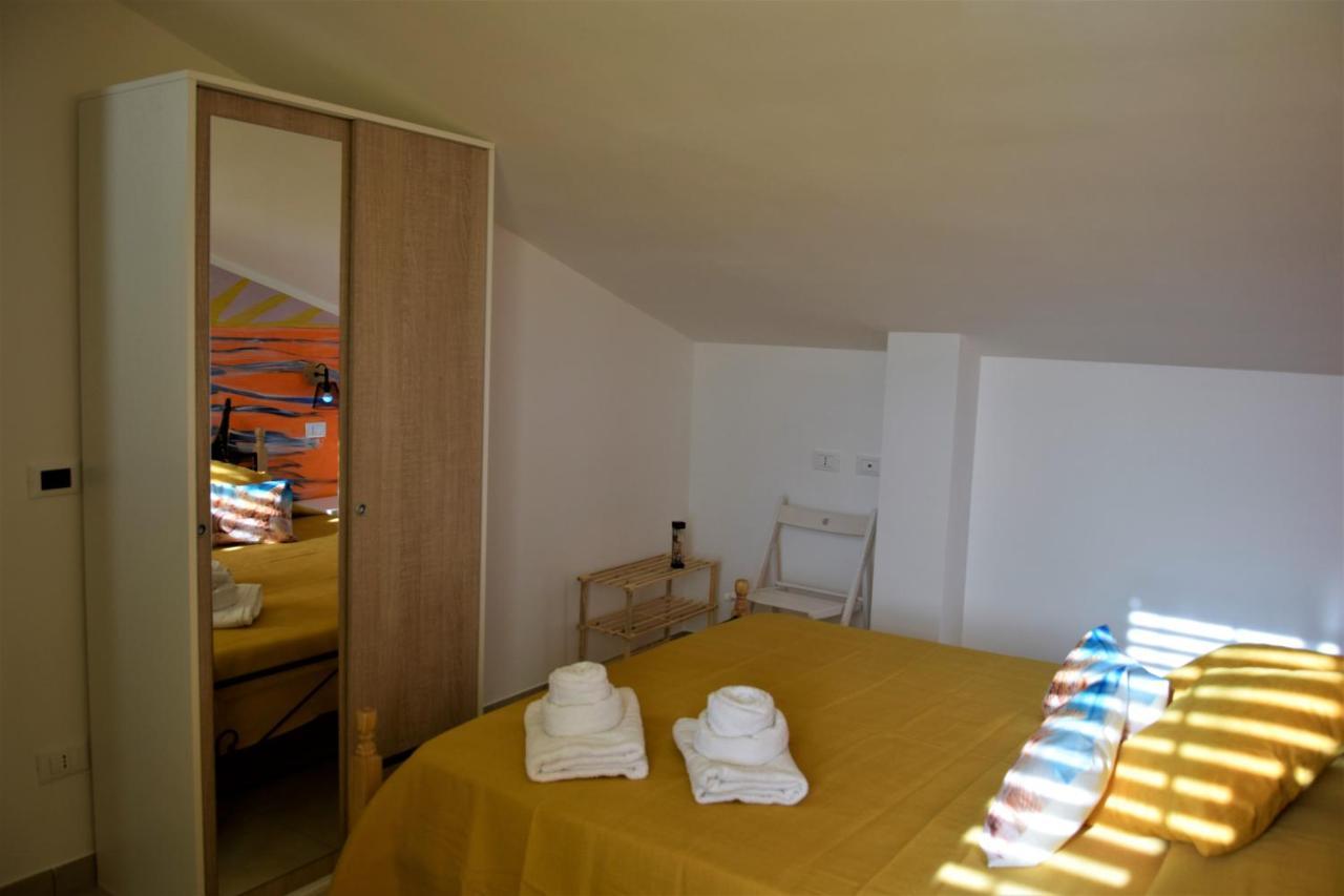 Pozzo Antico Apartments 산비토로카포 외부 사진