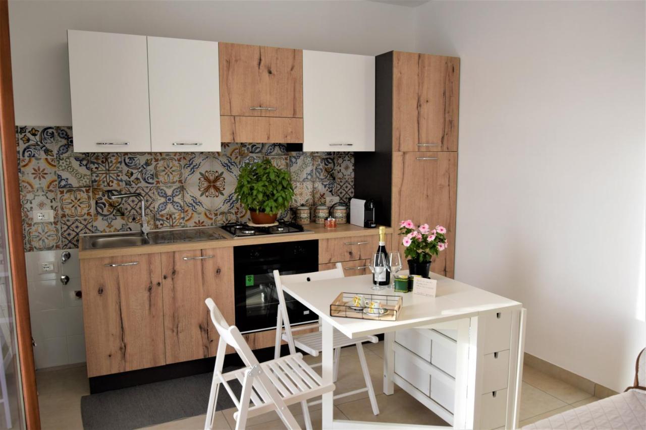 Pozzo Antico Apartments 산비토로카포 외부 사진