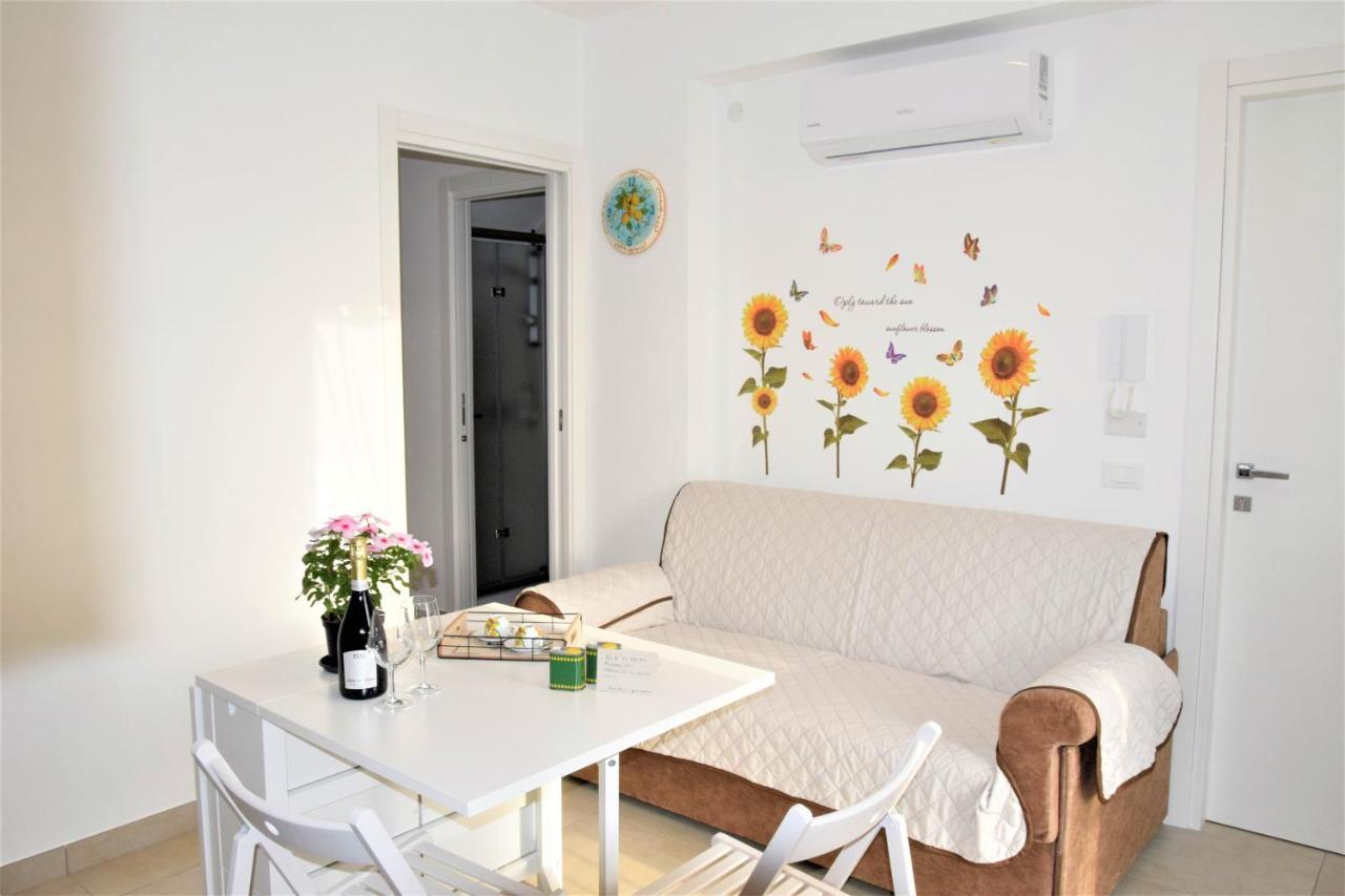Pozzo Antico Apartments 산비토로카포 외부 사진